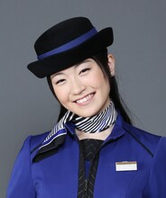 ミュージカル「デパート！」より、前島亜美。