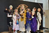 初日会見の様子。