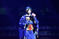 黒羽麻璃央演じる三日月宗近。