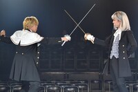 ミュージカル「『魔界王子 devils and realist』the Second spirit」ゲネプロより。（撮影：鏡田伸幸）