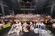 オメでたい頭でなにより「オメでたい頭でいっぱいです!~ザ・ベストライブ~」神奈川・CLUB CITTA'公演の様子。(撮影:竹内光司)