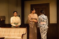 劇団青年座研究所 実習科42期 実習公演「『岸田國士集』～動員挿話 歳月～」より。（撮影：小林万里）