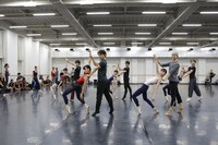 「モーリス・ベジャール・バレエ団、東京バレエ団特別合同ガラ〈ベジャール・セレブレーション〉」公開リハーサルより。（photo:Kiyonori Hasegawa）