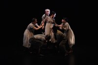 SPAC秋→春のシーズン 2017-2018 ＃2「変身」より。（Photo:Y.INOKUMA）