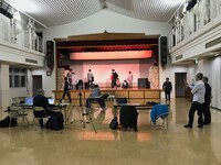 畑澤聖悟が監修を手がけた沖縄公演「いっとーばい ～逃げた知事 泉守紀～」より。