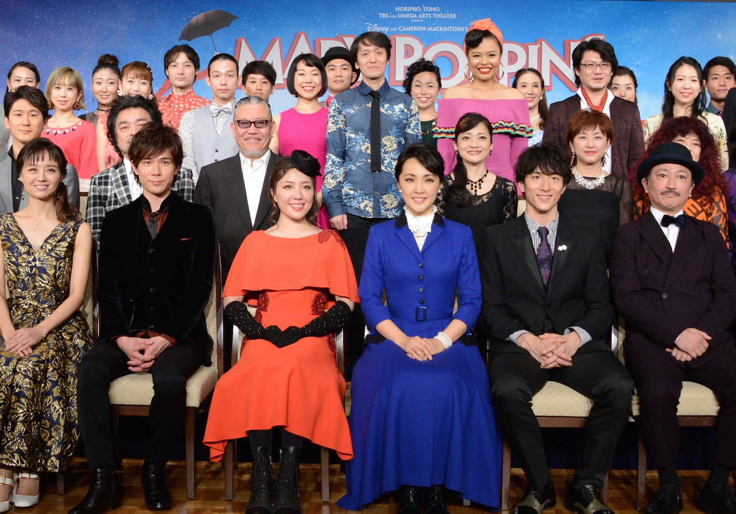 ミュージカル「メリー・ポピンズ」製作発表会見の様子。