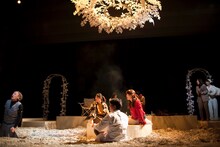 万能グローブガラパゴスダイナモス 第24回公演「ハダシの足音」より。