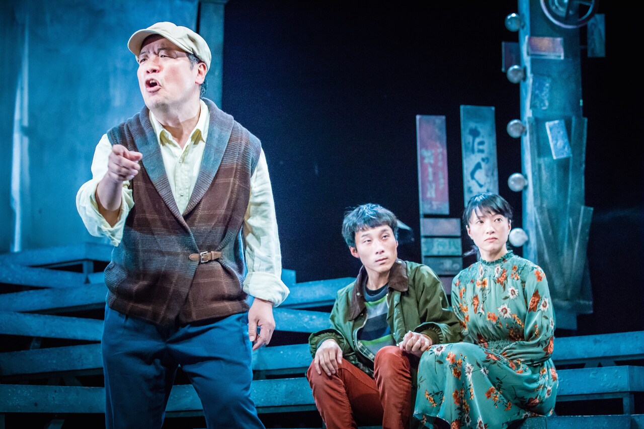 極東退屈道場「ファントム」開幕、林慎一郎「極東版の鏡の国のアリスに」