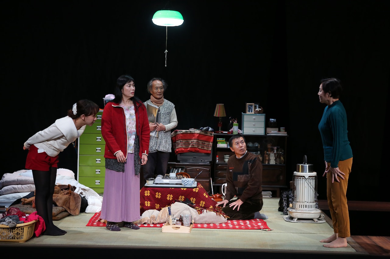 PLATプロデュース桑原裕子「荒れ野」、平田満「役者人生で一番小道具が多い」