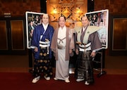左から尾上松也、舟木一夫、里見浩太朗。