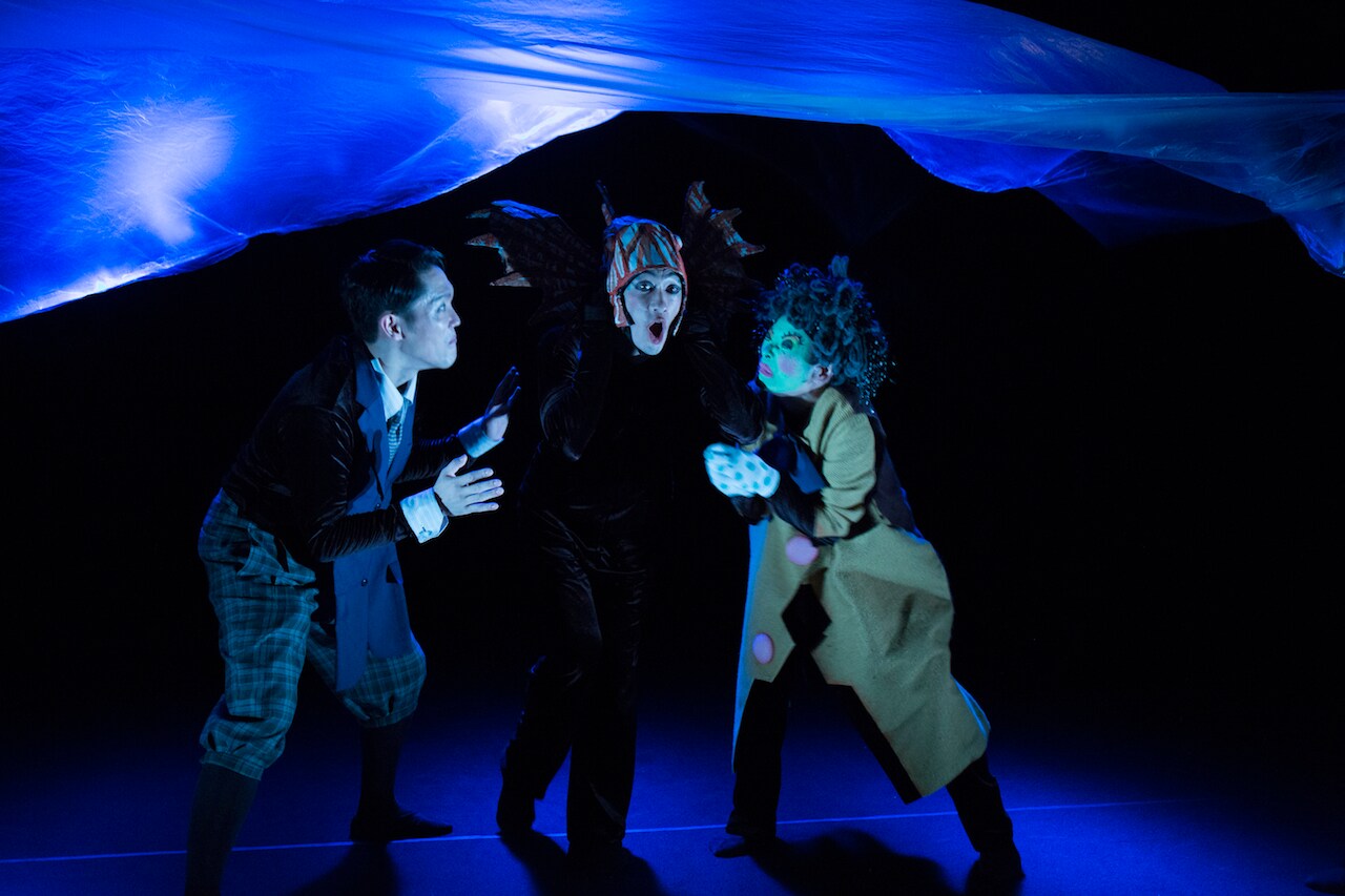 to R mansion「The Wonderful Parade」より。（photo by Hiroshi Nirei）