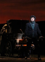 ミュージカル「屋根の上のヴァイオリン弾き」より。（写真提供：東宝演劇部）