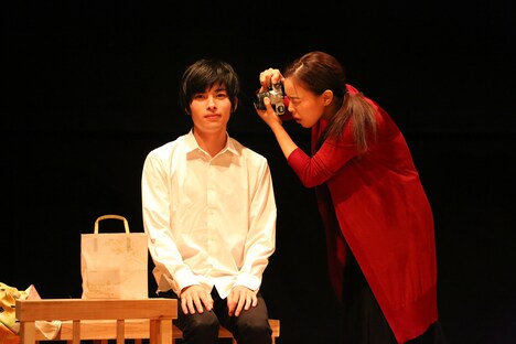 ペヤンヌマキ×安藤玉恵生誕40周年記念ブス会＊「男女逆転版・痴人の愛」より。（撮影：宮川舞子）