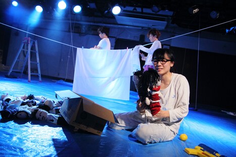 2014年上演の劇団しようよ「パフ」より。(撮影:末山孝如)