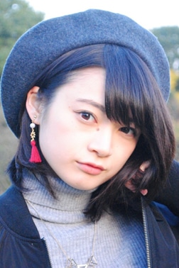 安達優菜