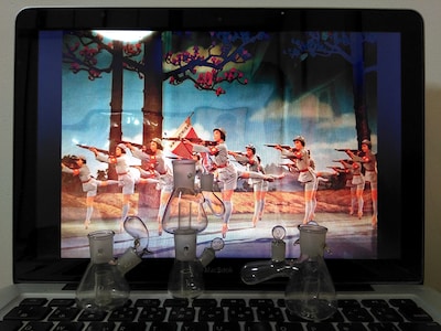 前後のイメージビジュアル。