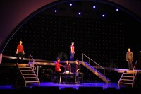 「TENTH」第1部「ネクスト・トゥ・ノーマル」ダイジェスト公演（写真提供：東宝演劇部）