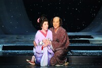 シス・カンパニー公演「近松心中物語」より。（撮影：宮川舞子）