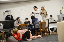 □字ック「滅びの国」稽古の様子。