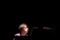 渋谷慶一郎 （撮影：高橋恭司）