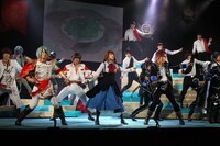 「イケメン革命◆アリスと恋の魔法 THE STAGE Episode 黒のエース フェンリル＝ゴッドスピード」より。