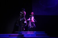 「イケメン革命◆アリスと恋の魔法 THE STAGE Episode 黒のエース フェンリル＝ゴッドスピード」より。