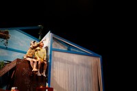 ロロ vol.14「マジカル肉じゃがファミリーツアー」ゲネプロより。（撮影：三上ナツコ）