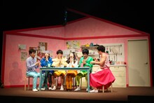 ロロ vol.14「マジカル肉じゃがファミリーツアー」ゲネプロより。（撮影：三上ナツコ）