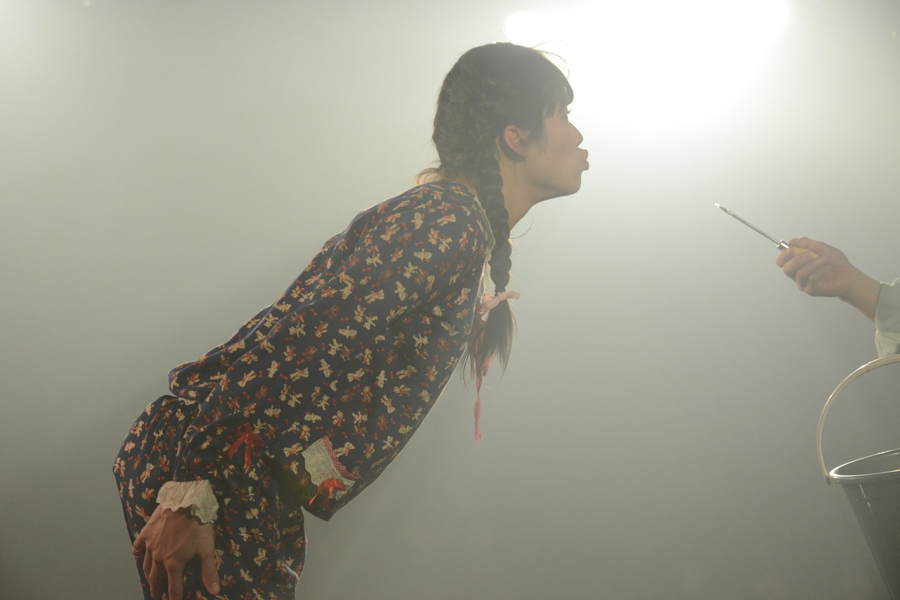 清く、妖しく、美しく！古谷大和らが身も心も脱ぎ捨てる「ストリップ