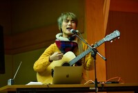 小島ケイタニーラブ（撮影：朝岡英輔）