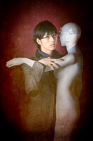 谷佳樹演じるハシバソウイチ。