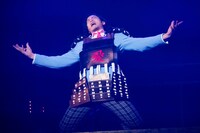 「舞台『私のホストちゃん REBORN ～絶唱！大阪ミナミ編～』」より。