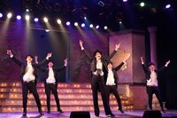 「舞台『私のホストちゃん REBORN ～絶唱！大阪ミナミ編～』」より。