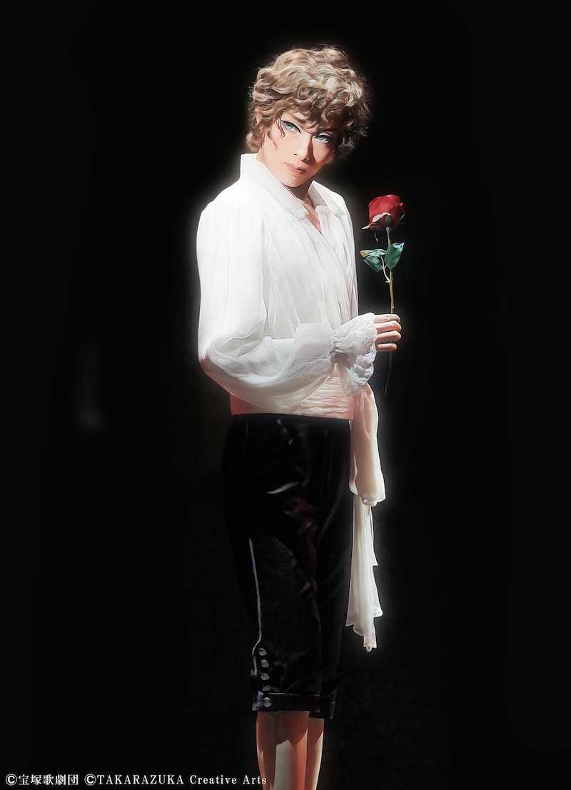 宝塚歌劇団花組「ミュージカル・ゴシック『ポーの一族』」より。