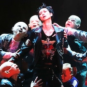 男3代にわたる文化と命の受け渡し、鈴木裕樹×宮崎秋人「おたまじゃくし」開幕