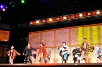 「二月喜劇名作劇場『喜劇 有頂天一座』」ゲネプロの様子。