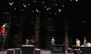 2012年に上演された「The Library of Life まとめ*図書館的人生(上)」より。(撮影:田中亜紀)