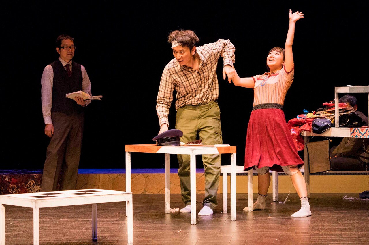 新演出で、岩井秀人主演版「ヒッキー・ソトニデテミターノ」開幕