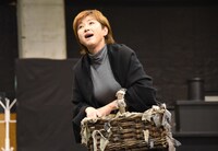 ミュージカル「メリー・ポピンズ」稽古公開より、鈴木ほのか。