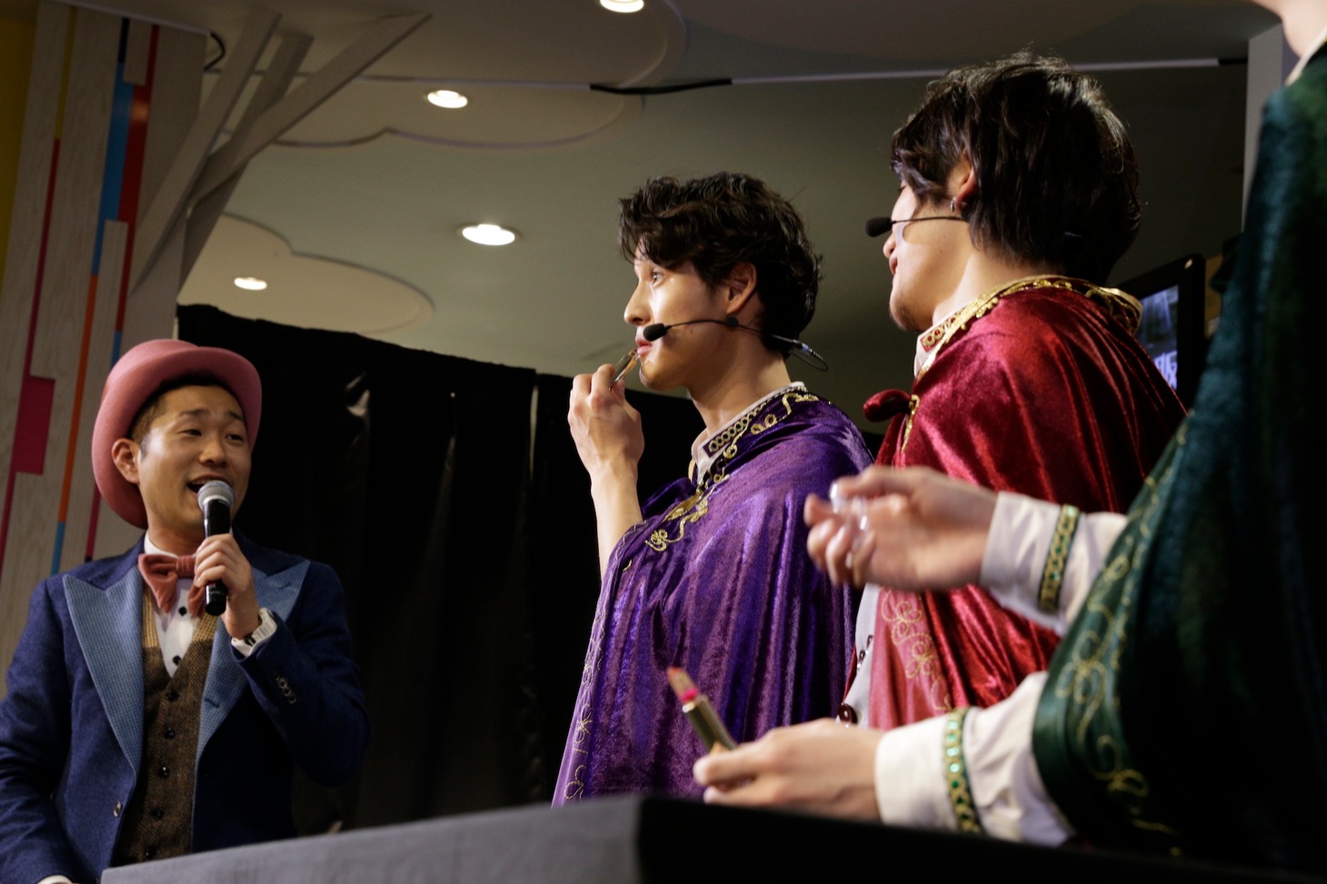 「イケメン通販騎士」公開収録イベントより。