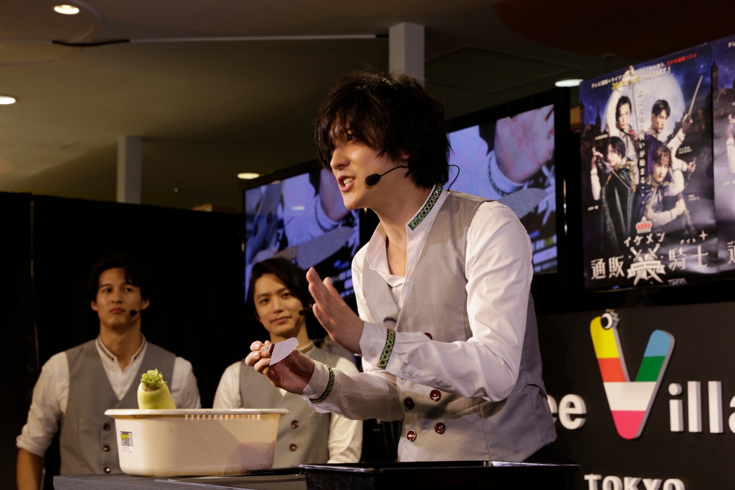「イケメン通販騎士」公開収録イベントより。