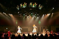 「RICE on STAGE『ラブ米』Festival in バレンタイン」より、左からゆめのはたもち、キヨハタモチ。