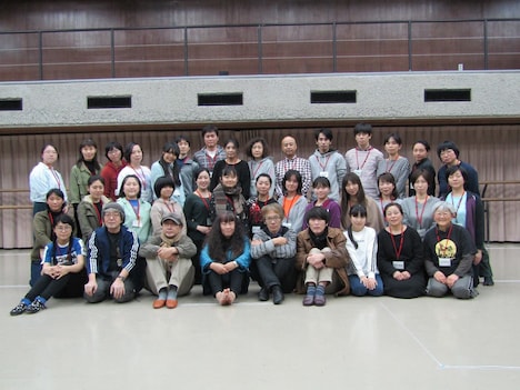 名古屋市芸術創造センター演劇アカデミー修了公演「科学する探偵~名古屋から乱歩を支えた作家・小酒井不木の生涯~」稽古の様子。