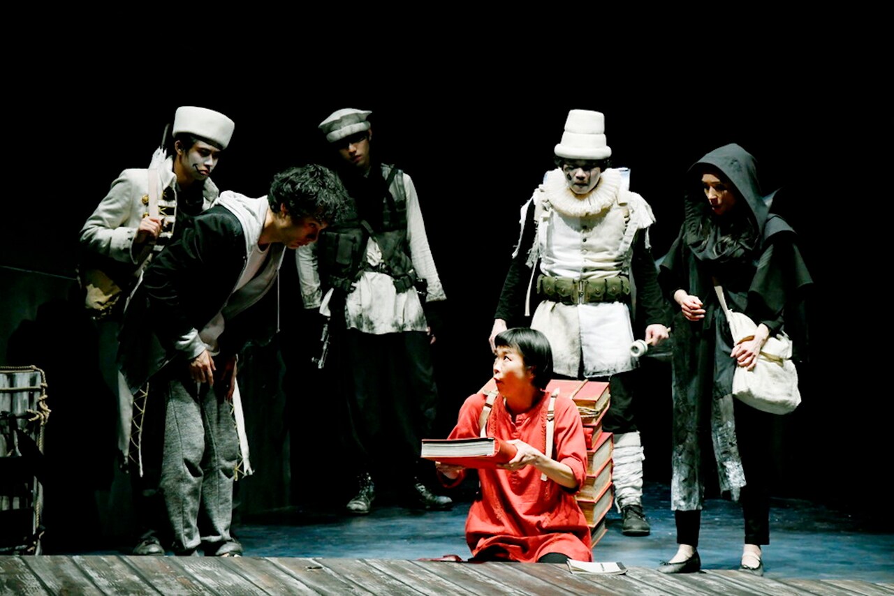 上村聡史演出「岸 リトラル」開幕、父子の壮大なロードムービー