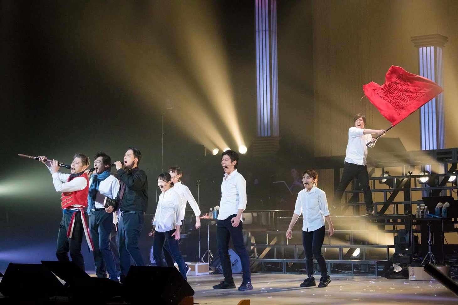 cube三銃士「Mon STARS Concert ～Again～」より。（撮影：桜井隆幸）