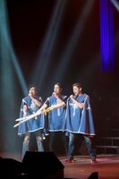 cube三銃士「Mon STARS Concert ～Again～」より。（撮影：桜井隆幸）