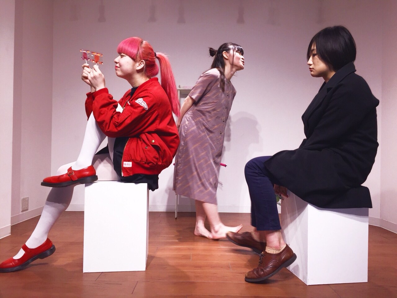 メロトゲニ「リトル・エスパーティ」はチクっと刺さる“サワーファンタジー”