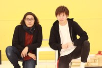 左から木ノ下裕一、杉原邦生。