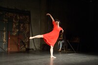 アンサンブル・ゾネ ダンス公演「眩暈」より。