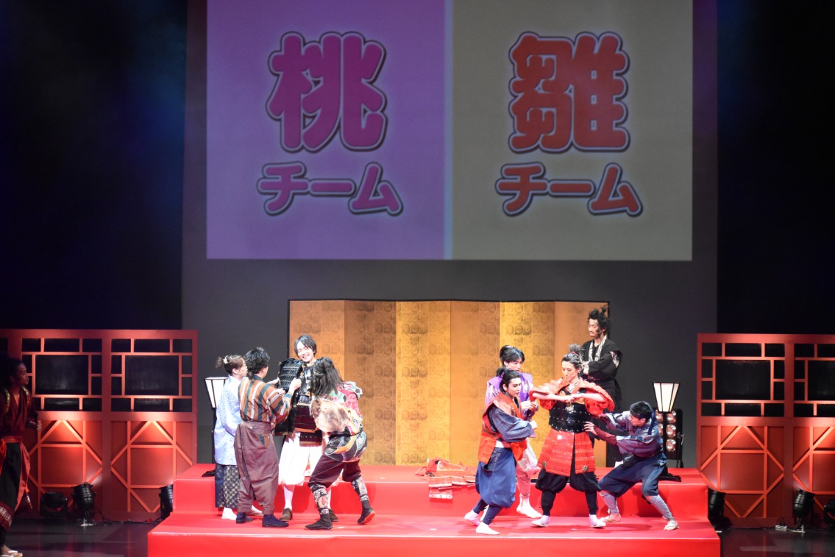 「もっと歴史祭」より、夜の部「舞台祭」の様子。